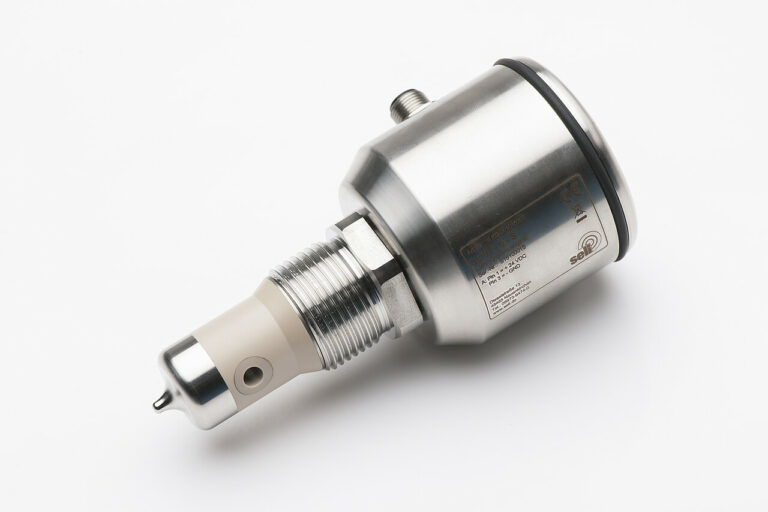 TYPE SLI 03 CONDUCTIVITY MEASURING UNIT FOR THE FOOD + PHARMACEUTICAL INDUSTRY