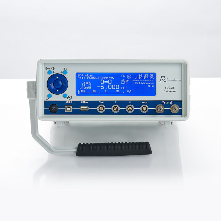 Bærbar kalibrator og præcisionsmanometer (FCO560)